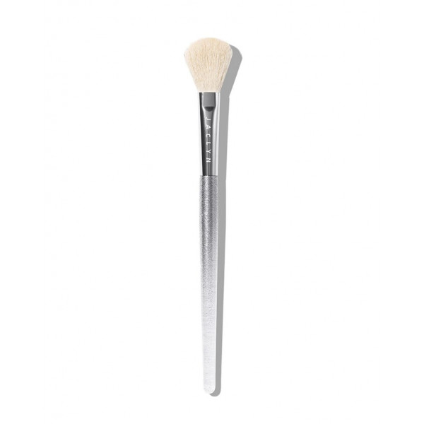 Jaclyn Cosmetics J02 Accent Light Highlighter Brush